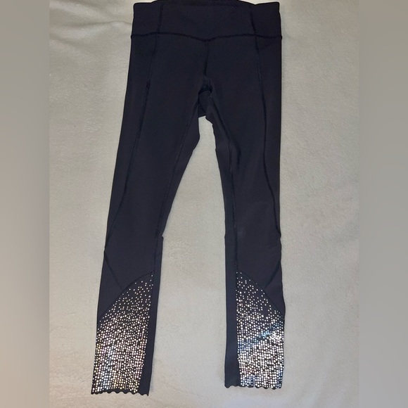 Lululemon leggings - Picture 3 of 9
